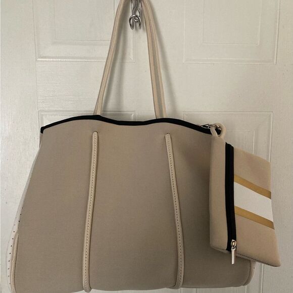 Neoprene Large Hand Bag Tote Purse Beige w/ Gold Black & White Accents - Picture 2 of 5